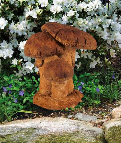 LARGE TRIPLE MUSHROOM STATUE