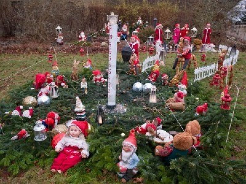 Christmas gnomes in the Gardens