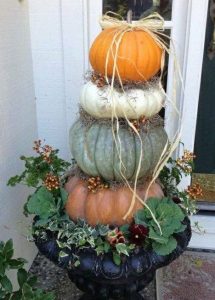 pumpkins-stacked